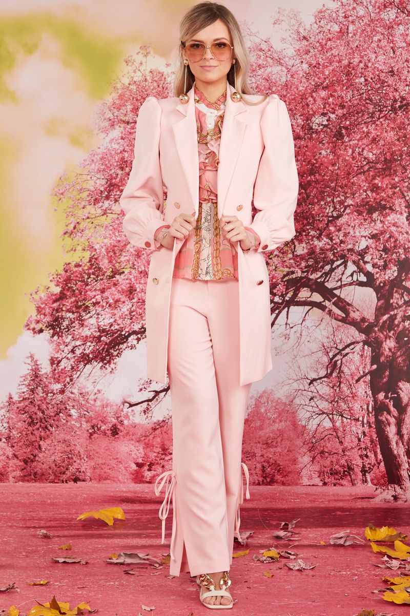 									THE PRINCESS STRIDE TROUSER
			