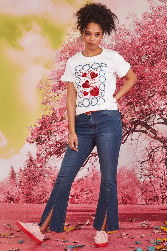 									STILL GOT SPLIT JEANS
			