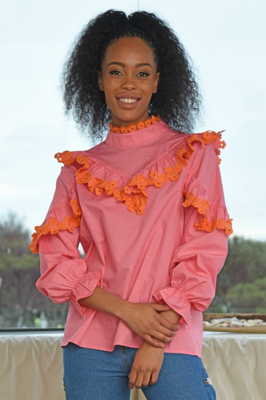 									V TO MY HEART BLOUSE
			