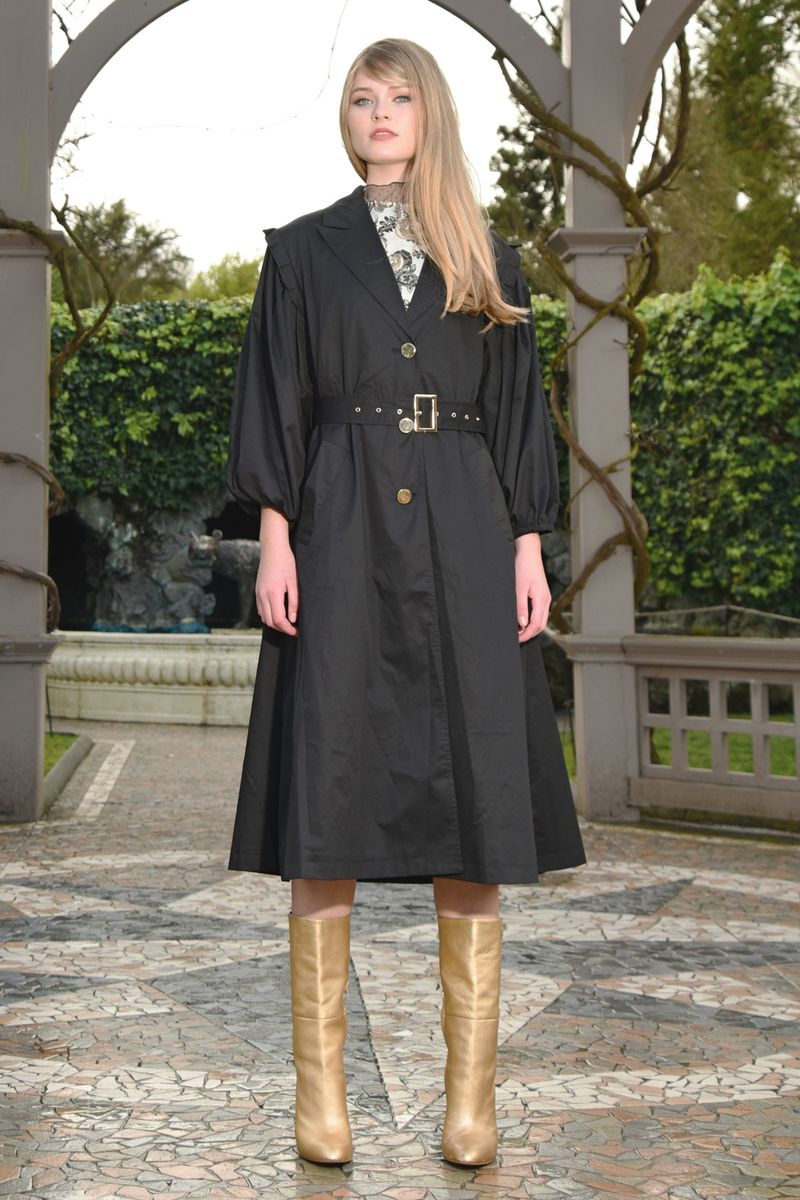 									ABSOLUTELY TRENCHED COAT
			