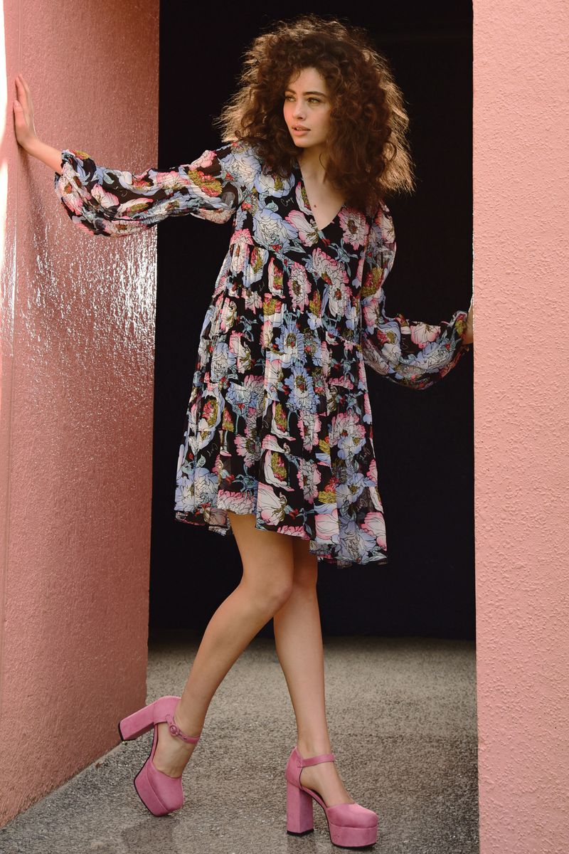 									AS FAR AS I CAN V DRESS
			