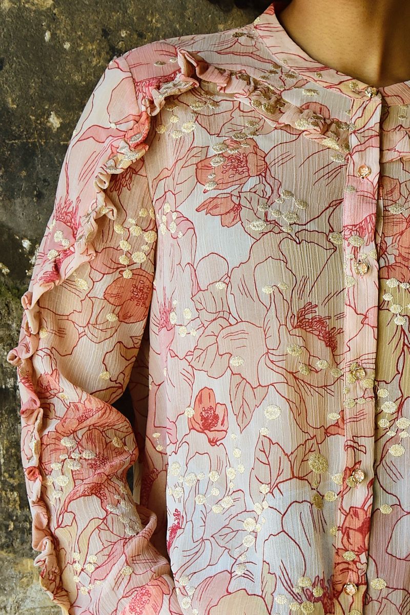 									ARMED & GORGEOUS SHIRT
			