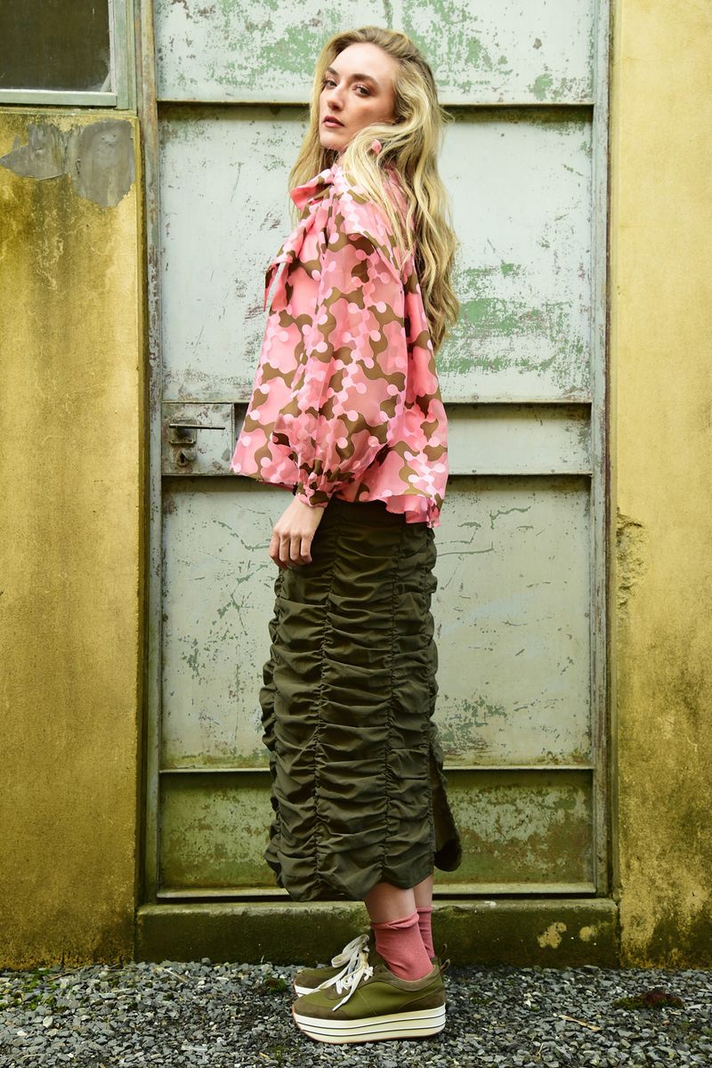 									SUGAR RUCHE SKIRT
								, 			JUST BOW WITH IT BLOUSE
			