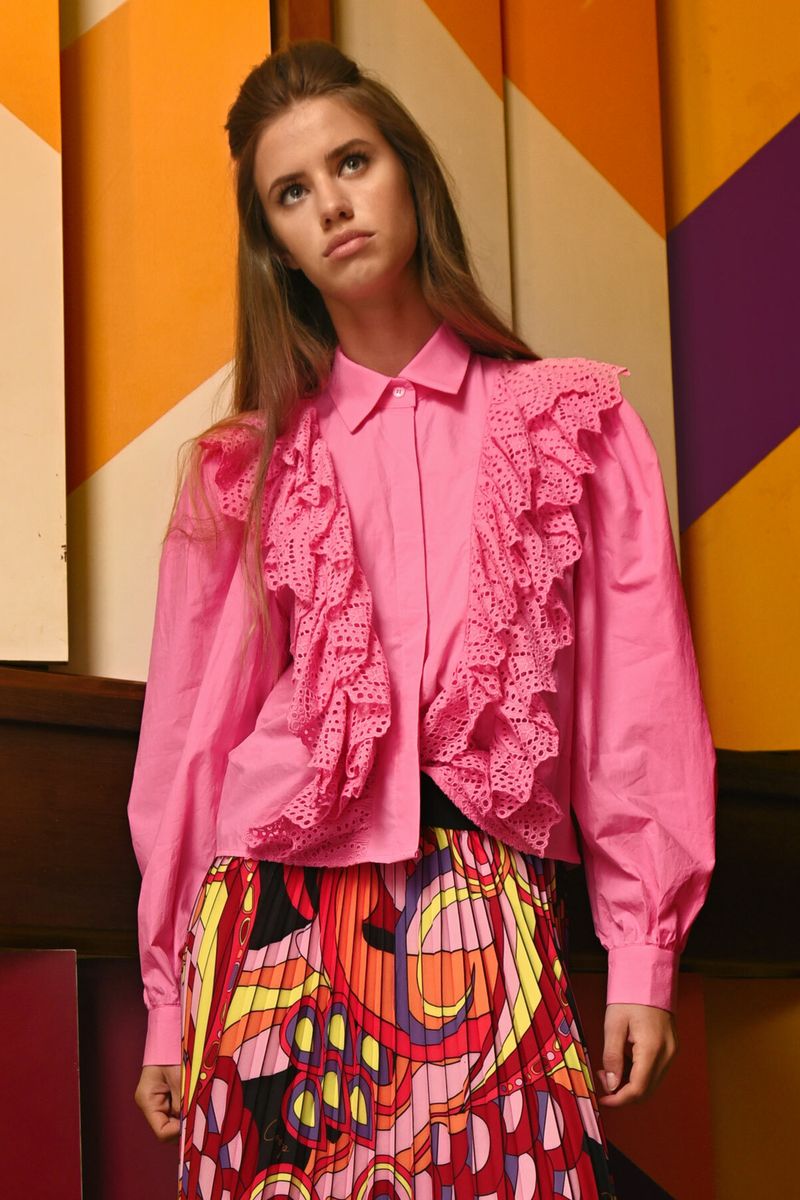 									FROM DUSK FRILL DAWN SHIRT
			