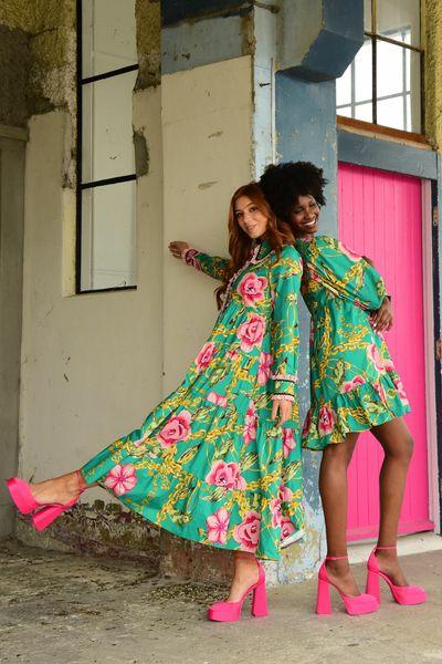 									COLLAR IT IN DRESS
								, 			IN TUNIC DRESS
			