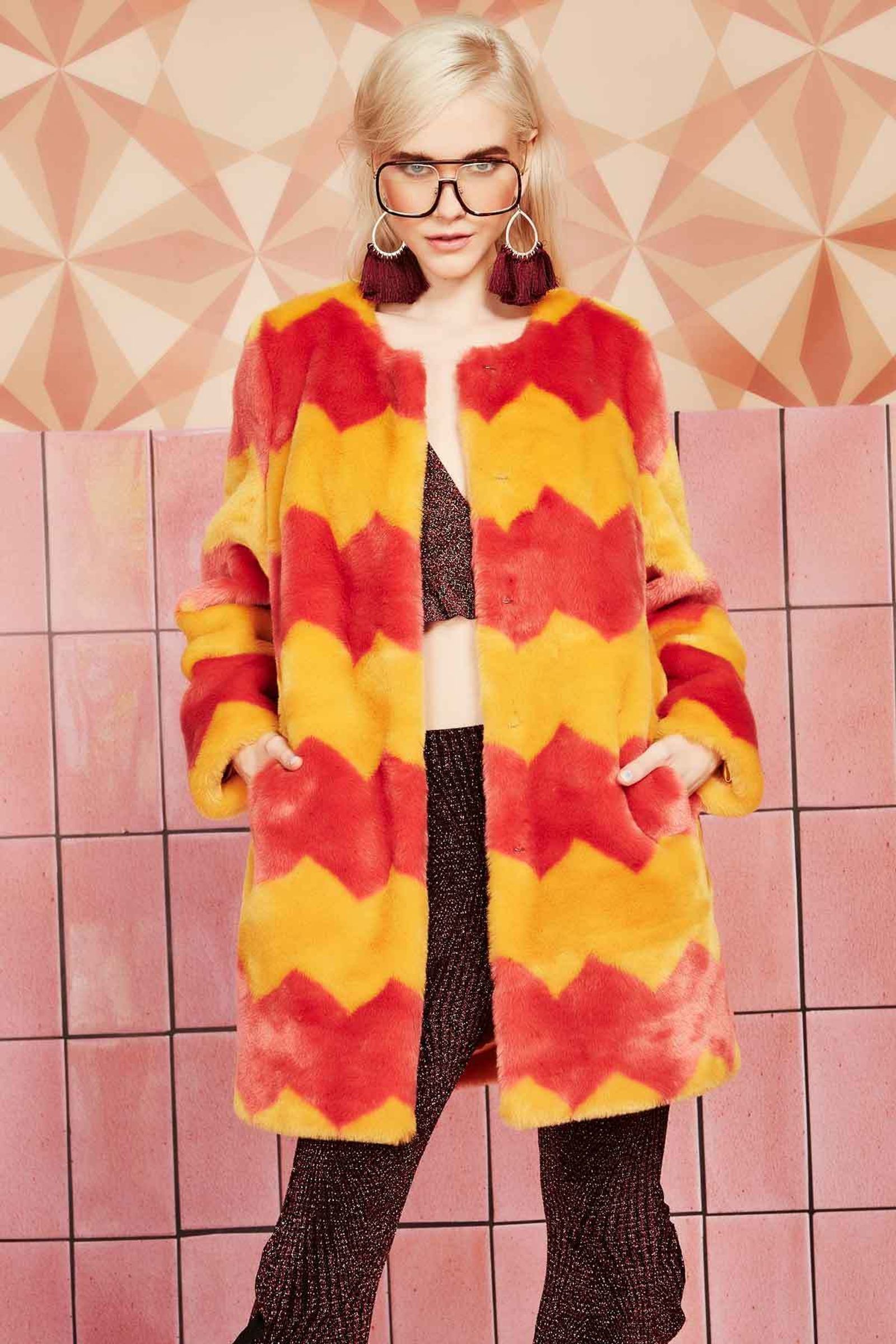 									ZIGGY STARDUST  COAT
								, 			BUSTA FRILL TOP
								, 			FRIDAY NIGHT TIGHTS PANT
			