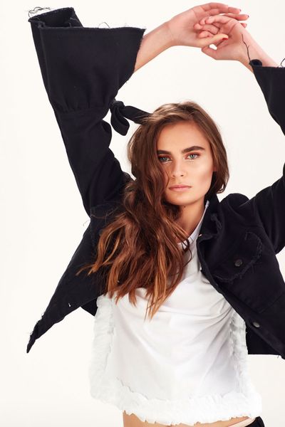 									SAVED BY THE BELL JACKET
								, 			TO A TEE TOP
			