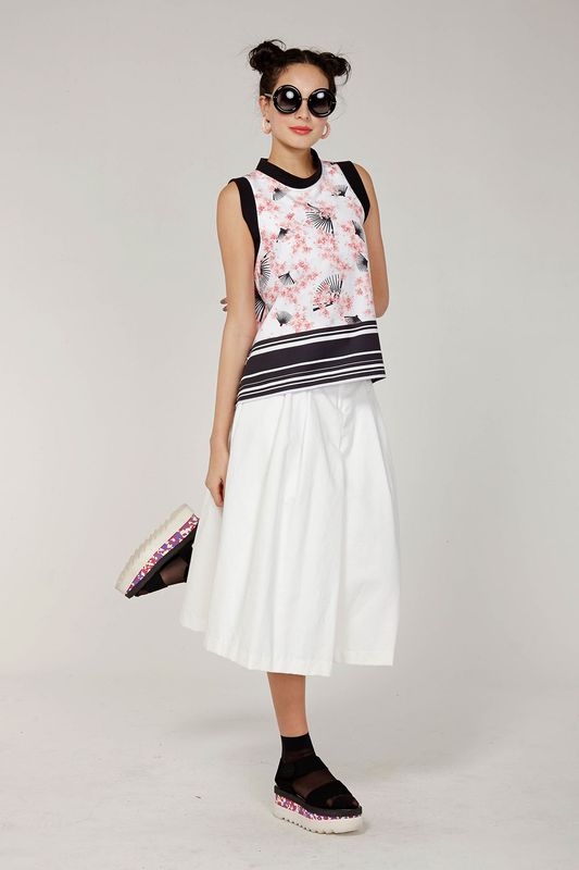 									BLOSSOM AND JETSAM 'CHERRY BOMB' TOP
			