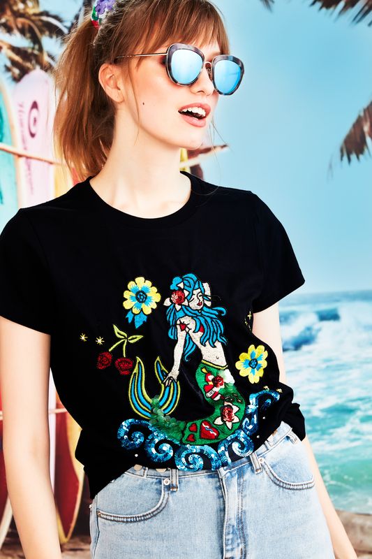 									MERMADE ME DO IT T-SHIRT
			