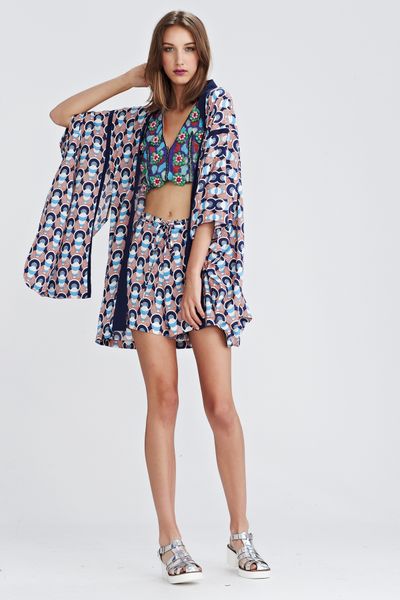 									HARAJUKU GIRLS 'SAKE IT TO ME' TOP
								, 			TRIBAL PRINCESS 'TRIBAL WAVE' TOP
								, 			HARAJUKU 'RACING SHORTS' SHORTS
			