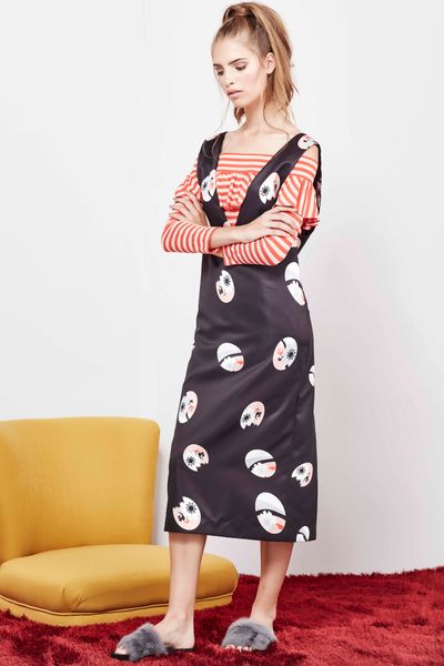 									SHOULDER ON TOP
								, 			TAKE THE PLUNGE DRESS
			