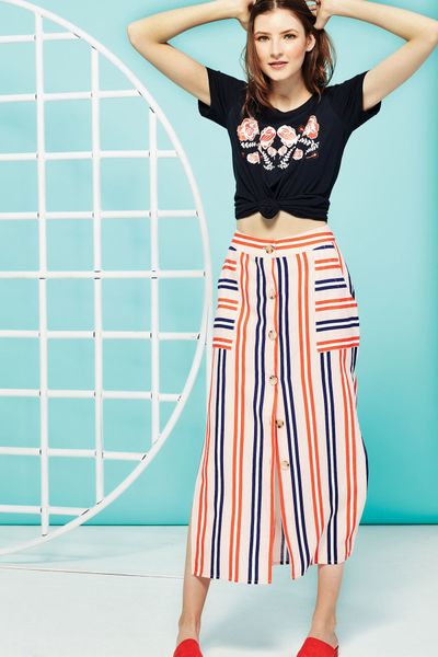 									SPLIT THE DIFFERENCE SKIRT
								, 			THE FINE PRINT T-SHIRT
			