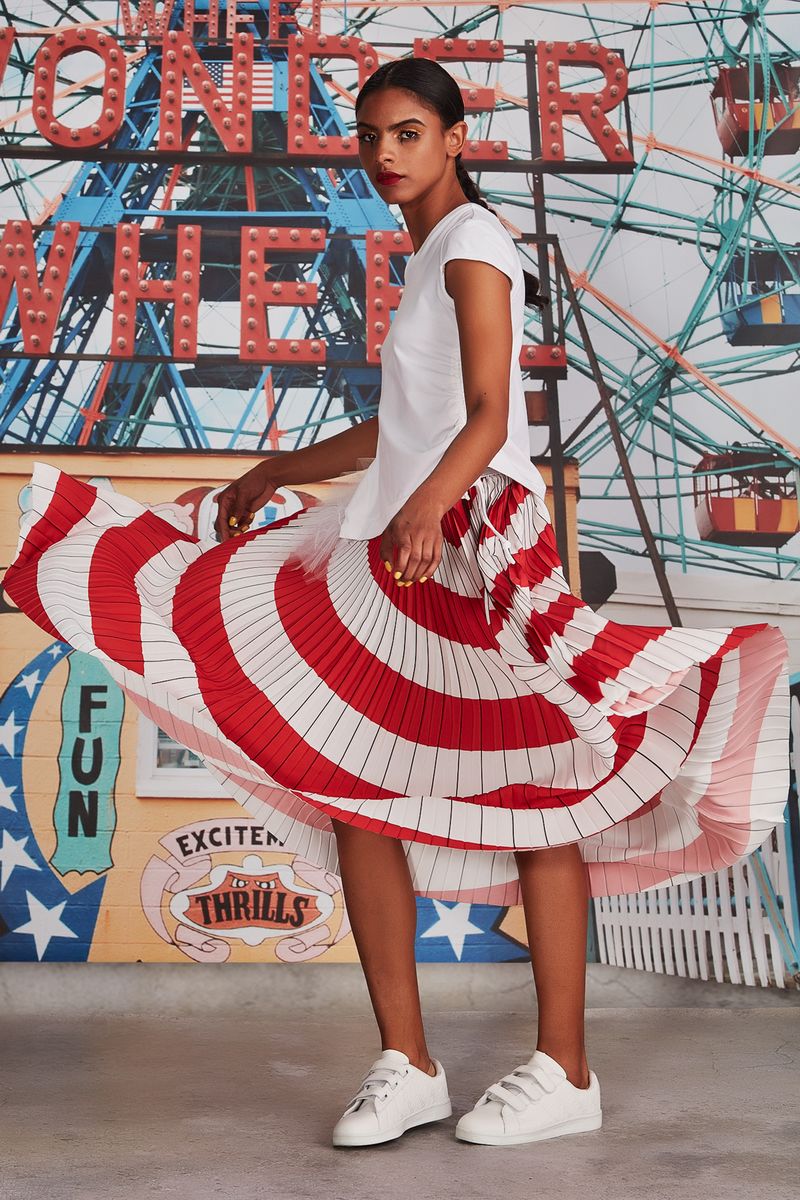 									SPIN ME AROUND SKIRT
								, 			SIDE FRILLS TOP
			