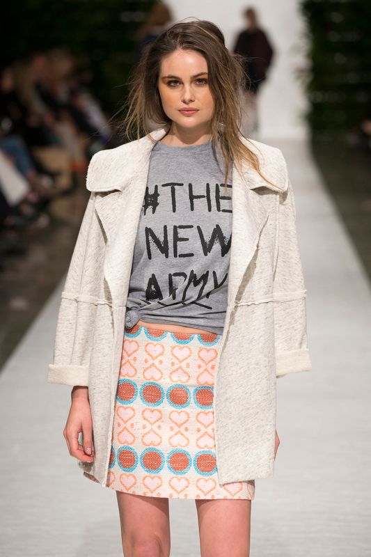 									FLEECE OF MIND 'WINTER WARMER' COAT
								, 			MONOTONE 'THE NEW ARMY' TSHIRT
								, 			SHOW PIECE SKIRT
			