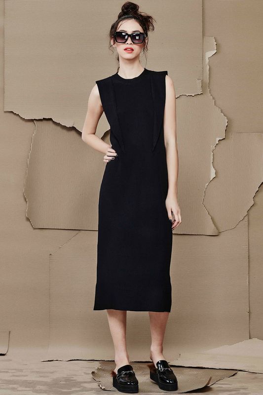 									WING WALKING DRESS
								, 			NEVER GO BACK SUNGLASSES
			