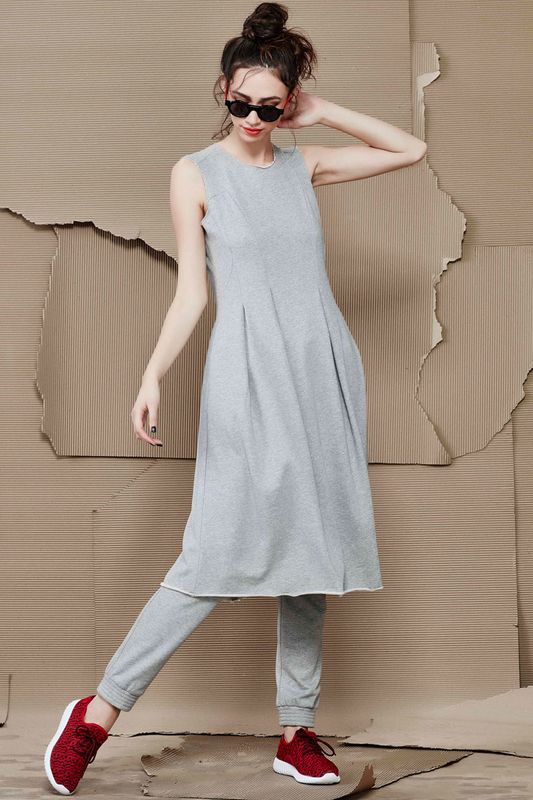 									BELLE FEMME DRESS
								, 			ITALIAN JOB SUNGLASSES
								, 			LEG WORK PANT
			