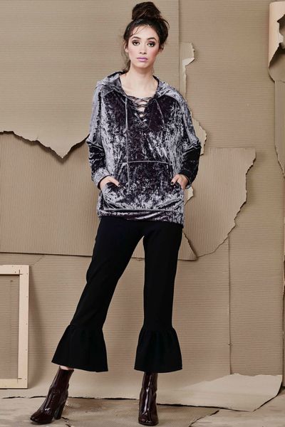 									HOP, SKIP & JUMPER TOP
								, 			ANKLE BITER PANT
			