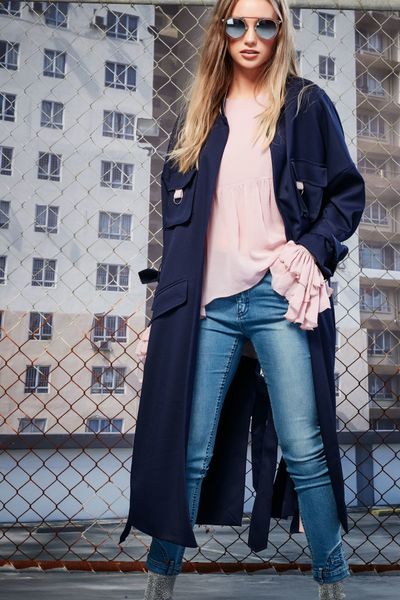 									IN-TRENCHED JACKET
								, 			PASS THE BAR SUNGLASSES
								, 			ALL YOU CA PLEAT TOP
								, 			DIAMOND IN THE CUFF JEANS
			