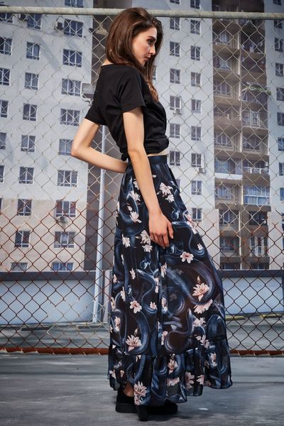 									SNAKE A CHANCE ON ME T-SHIRT
								, 			A LONG WAY DOWN SKIRT
			