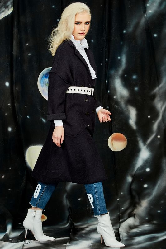 									SUGAR COAT-ED COAT
								, 			GET USED TO STITCH TOP
								, 			TALK TO THE BRAND JEANS
			