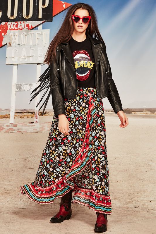 									WRAP ME AROUND SKIRT
								, 			ON THE FRINGE JACKET
								, 			READ MY LIPS TOP
			