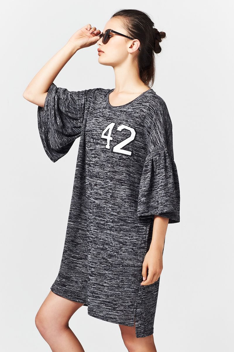 									SLATE LAKES 'SLEEVIE NICKS' DRESS
			