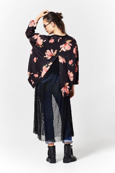 									FLORAL FANTASY 'ONE HIT JUMPER' TOP
								, 			FORGET ME DOT 'READY OR SPOT' DRESS
								, 			TWENTY FOUR DENIM 'MY BOYFRIEND'S BACK' JEANS
			