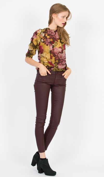 									LINE LIVES TOP
								, 			PATENT CASE PANT
			