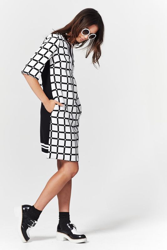 									SQUARE PEG 'PEPE LA PU' TUNIC
			