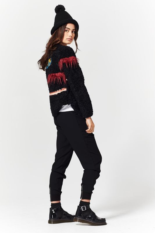 									MONSTERS INC. 'WHERE THE WILD THINGS ARE' JACKET
								, 			TEE TOTAL 'MAKE TEE NOT WAR' TSHIRT
								, 			DARK IS THE NIGHT 'ZIP ME DOWN' PANT
			