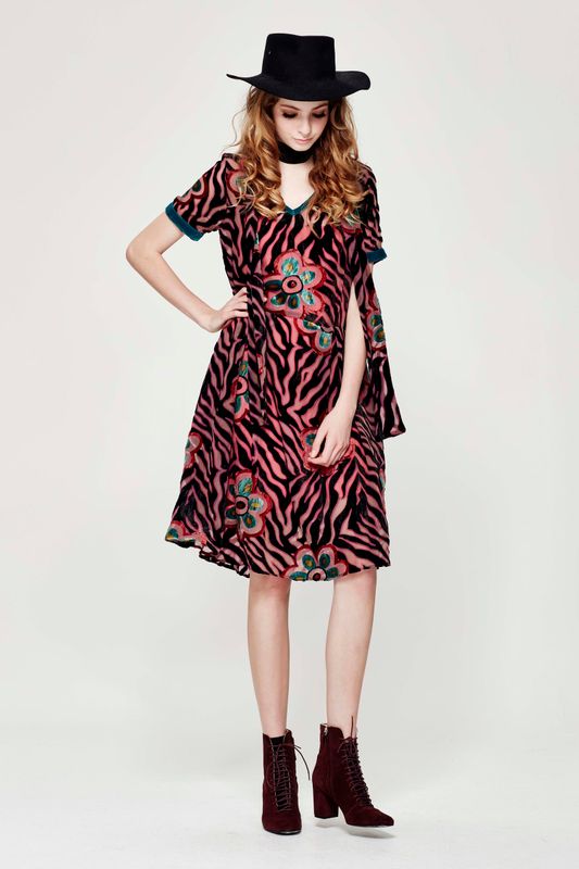 									GROOVY BABY 'AUSTIN FLOWERS' DRESS
			