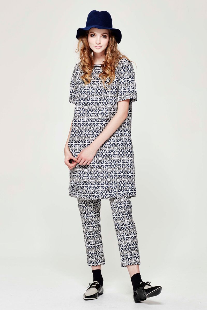 									NOT NOW I'M TILED 'FROM MOROCCO WITH LOVE' DRESS
								, 			NOT NOW I'M TILED 'TRIANGLE TROUSER' PANT
			