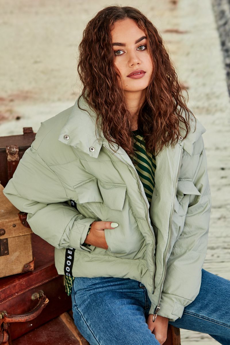 									DIAMOND IN THE PUFF JACKET
			