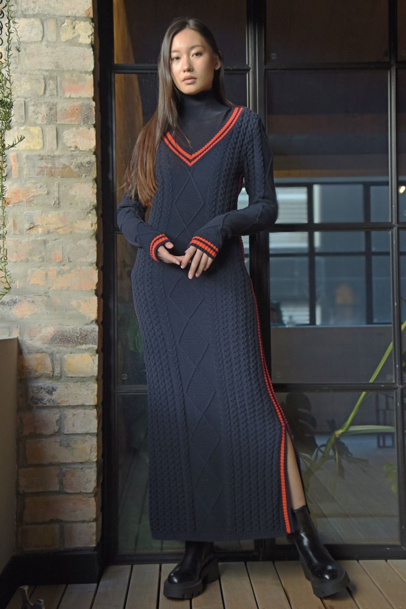 									I'M ON THE CABLE DRESS
			