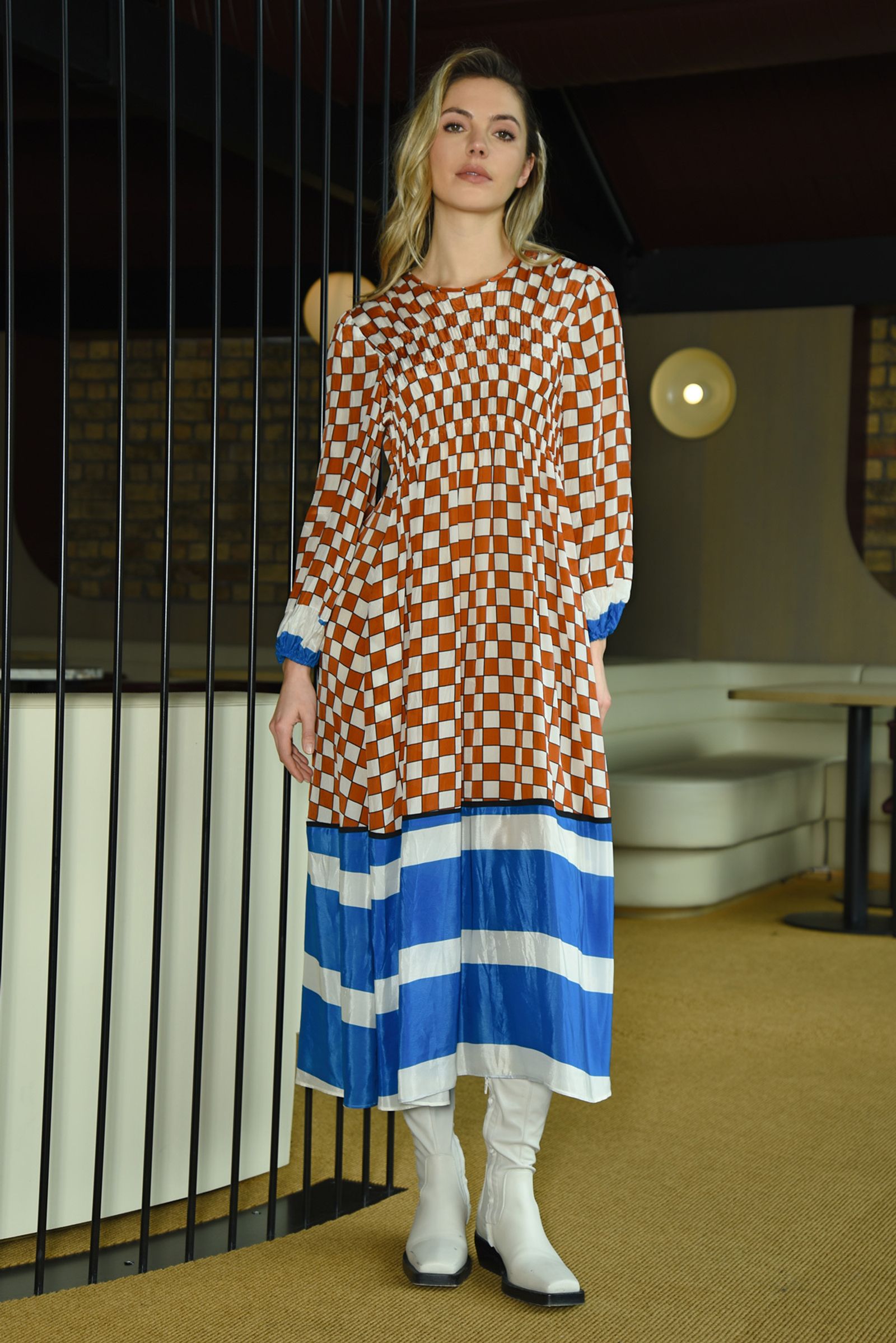 									DRESS TO IMPRESS DRESS
			