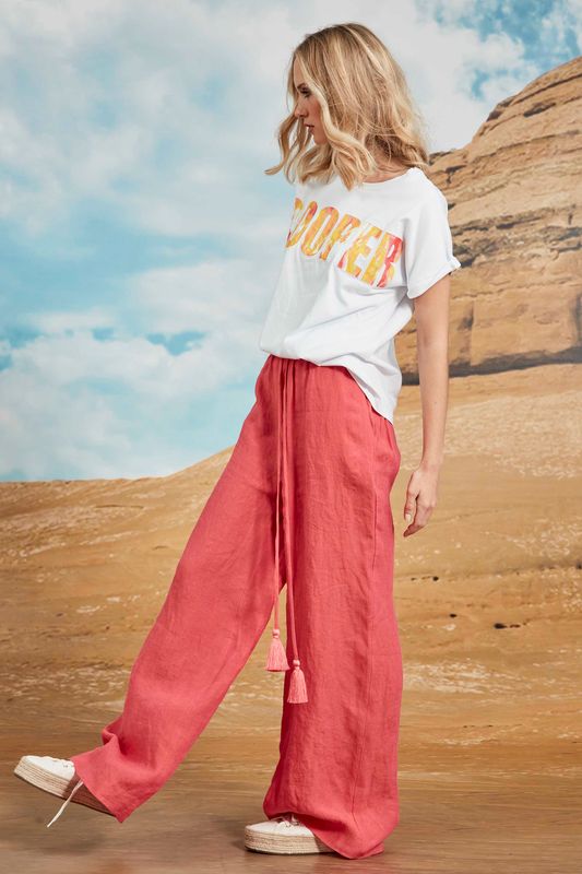 									COOPER SPLASH T-SHIRT
								, 			SEVILLE STROLLS TROUSERS
			