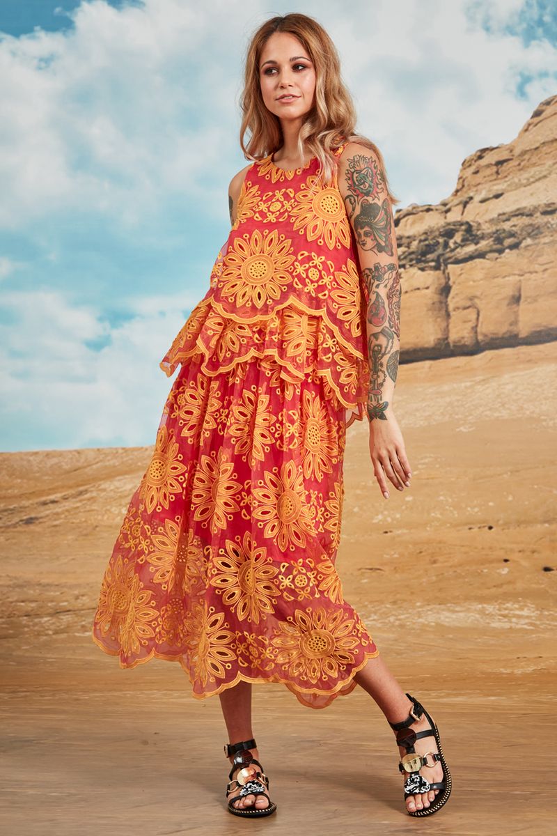 									TOP RIGHT NOW TOP
								, 			SKIRT-A-HOLIC SKIRT
			