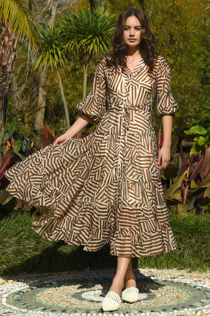 									ALL TOGETHER NOW! DRESS
			