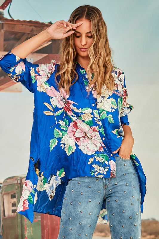 									ALTER MY WAYS SHIRT
								, 			STAR STUDDED JEANS
			