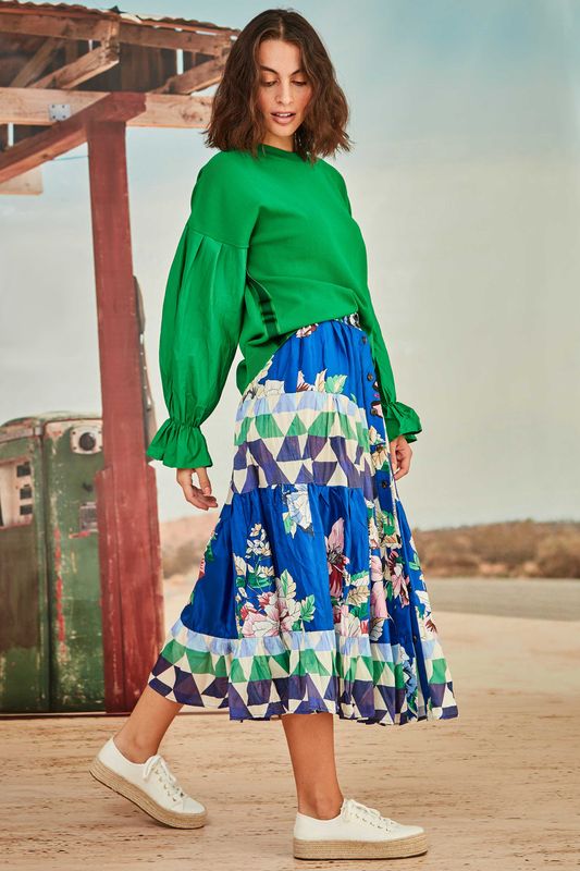 									MATCH POINT JERSEY
								, 			SPLICE WORLD SKIRT
			