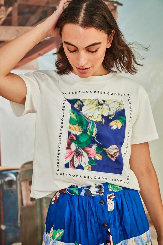 									THROUGH THE LOOKING GLASS T-SHIRT
			