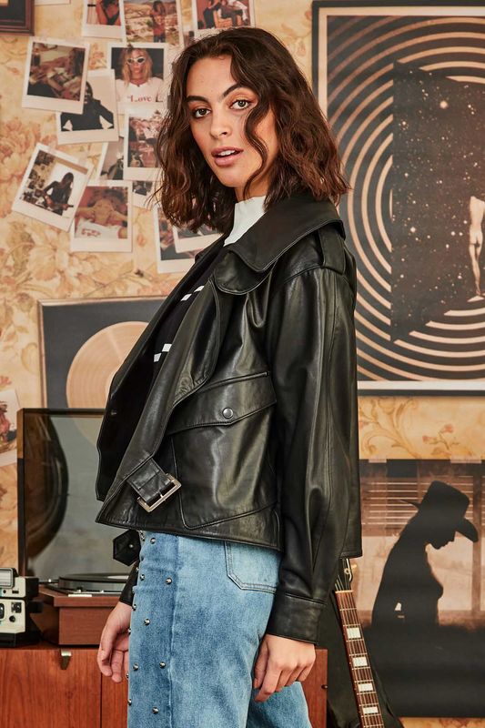 									CROP, DROP AND ROLL JACKET
			