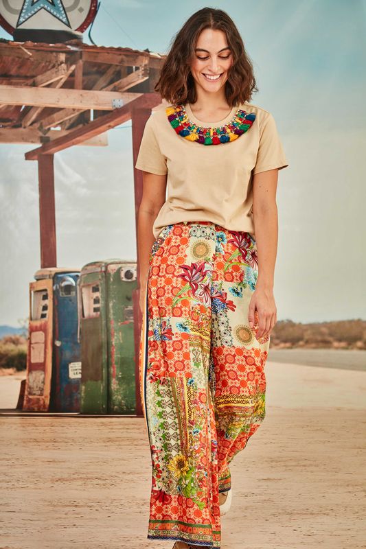 									WELCOME TO RIO T-SHIRT
								, 			FALLING FOR YOU TROUSERS
			