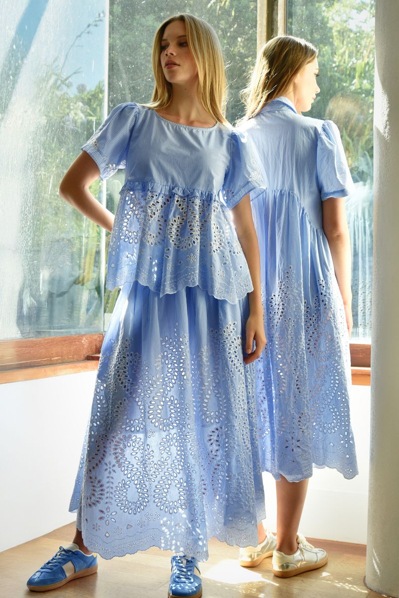 									CRÈME OF THE CROP TOP
								, 			FORWARD MOTION SKIRT
			