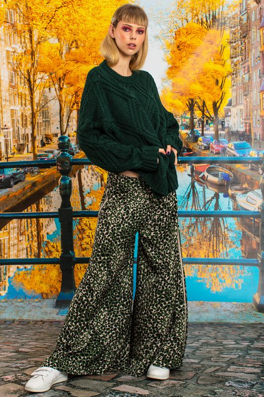 									I LIKE KNIT LIKE THAT JERSEY
								, 			SHAKE A LEG TROUSERS
			