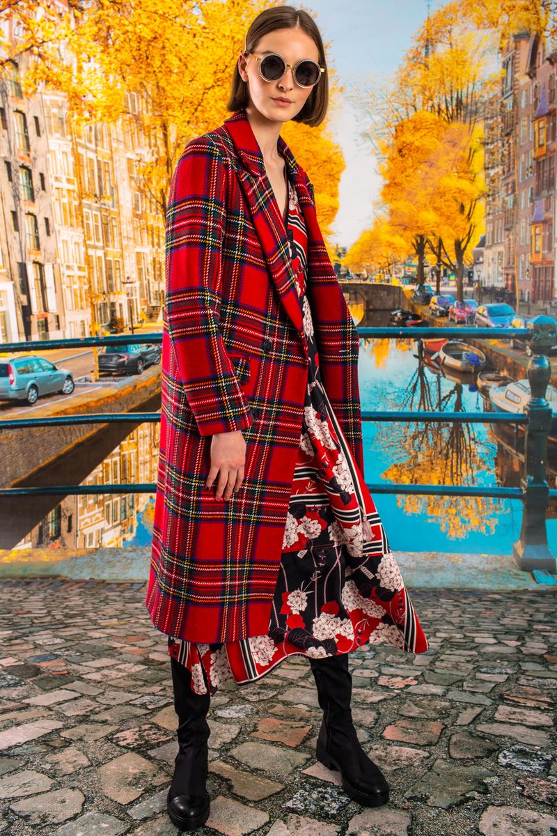 									WAIST NOT WANT SCOT COAT
								, 			DRESS RELIEF DRESS
			