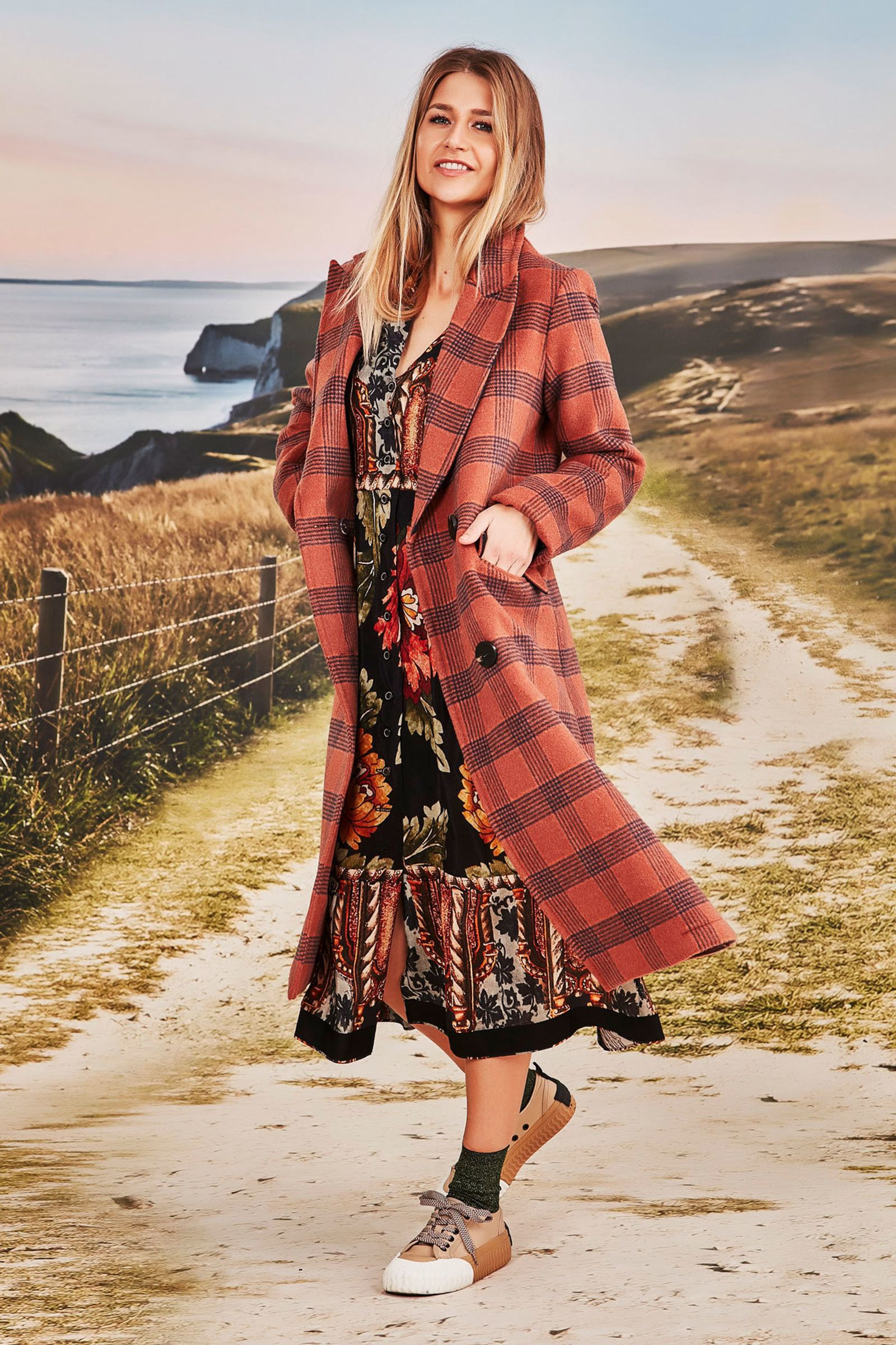 									WASTE NOT WANT SCOT COAT
								, 			SIX PLEATS UNDER DRESS
			