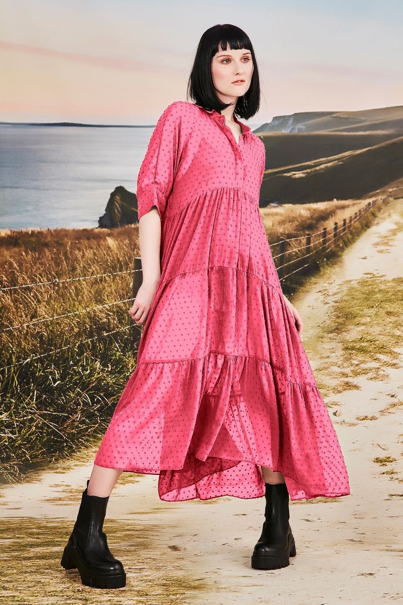 									DRESS OF HONOUR DRESS
			