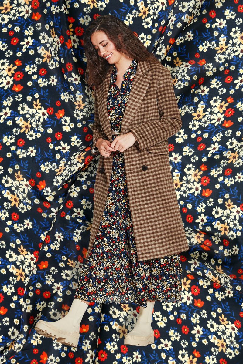 									WAIST NOT WANT SCOT COAT
			