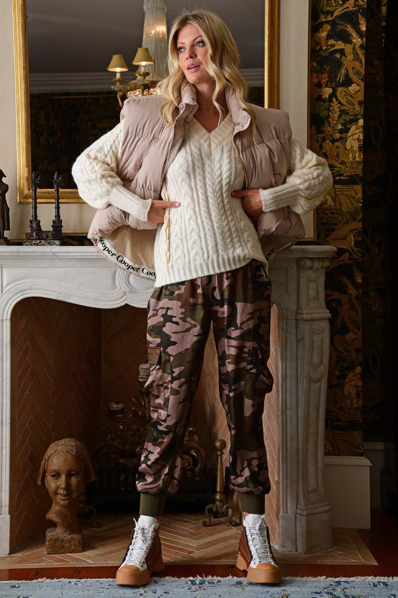 									IN-VESTING IN ME VEST
								, 			IT'S A CASUAL THING TROUSER
			